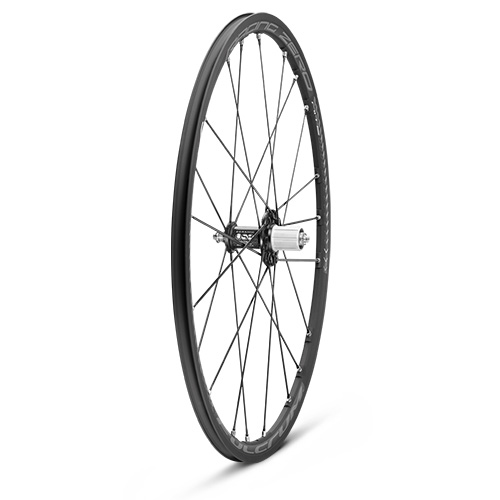 Road bike wheels Carbon wheels and aluminum wheels by Fulcrum